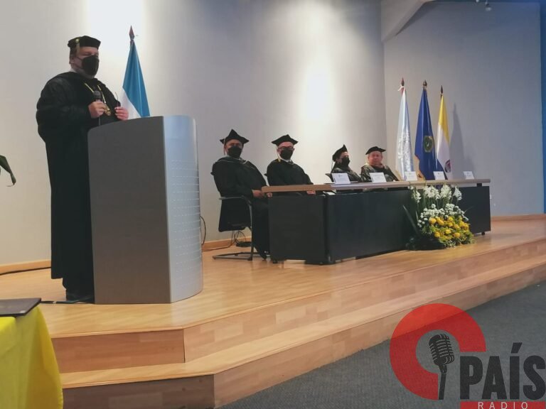 La UNAH y el ICAP gradúan 36 nuevos profesionales de maestría