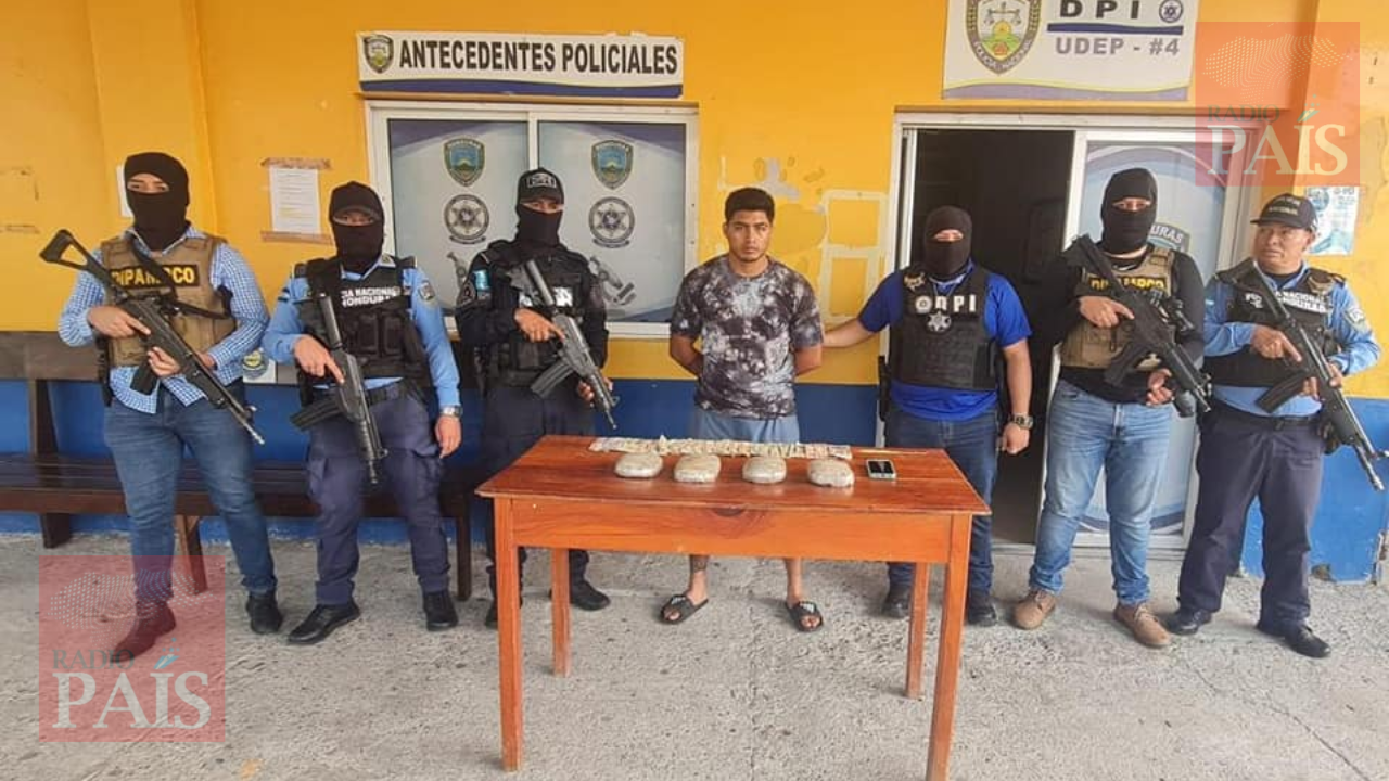 Policía Nacional Captura Ciudadano Con Droga Y Dinero En Efectivo En Santa Rosa De Copán Radio 7854