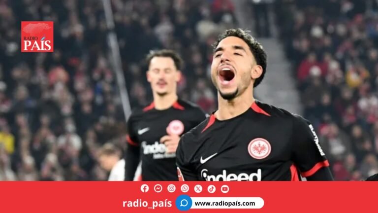 Eintracht Fráncfort sobrevive al caos en Stuttgart con victoria 3-2